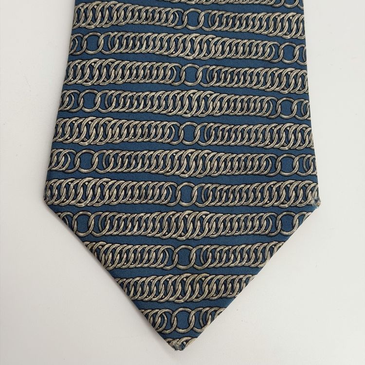 Cravate Hermès Vintage Montgolfières - 100% Soie Bleue, Longueur 150cm, Portée En Bon état