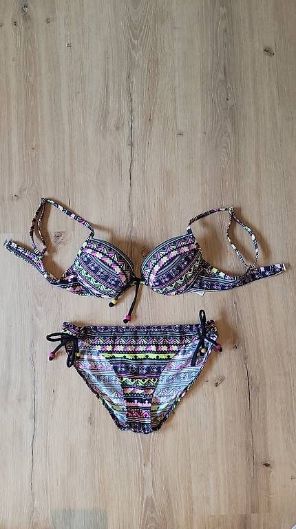 Buffalo Costumi da bagno & Bikini: Farbenfroher Bikini mit Ethno-Muster von Buffalo Gr. 36B – Usato da Gutenswil venduto da schmidii