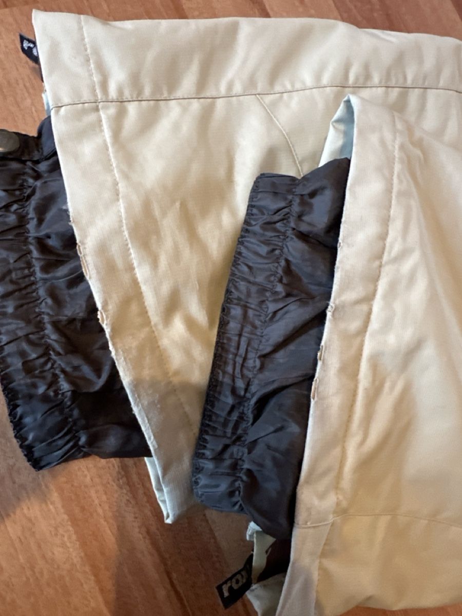 Roxy Pantaloni: Roxy Skihose, beige, Gr. T5 einf. Bundweite ca. 45 cm – Usato da Wald AR venduto da sar_x867 5