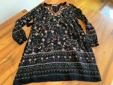 Bezauberndes Kleid Chrälleli/Stickerei Derhy S, Top Zustand