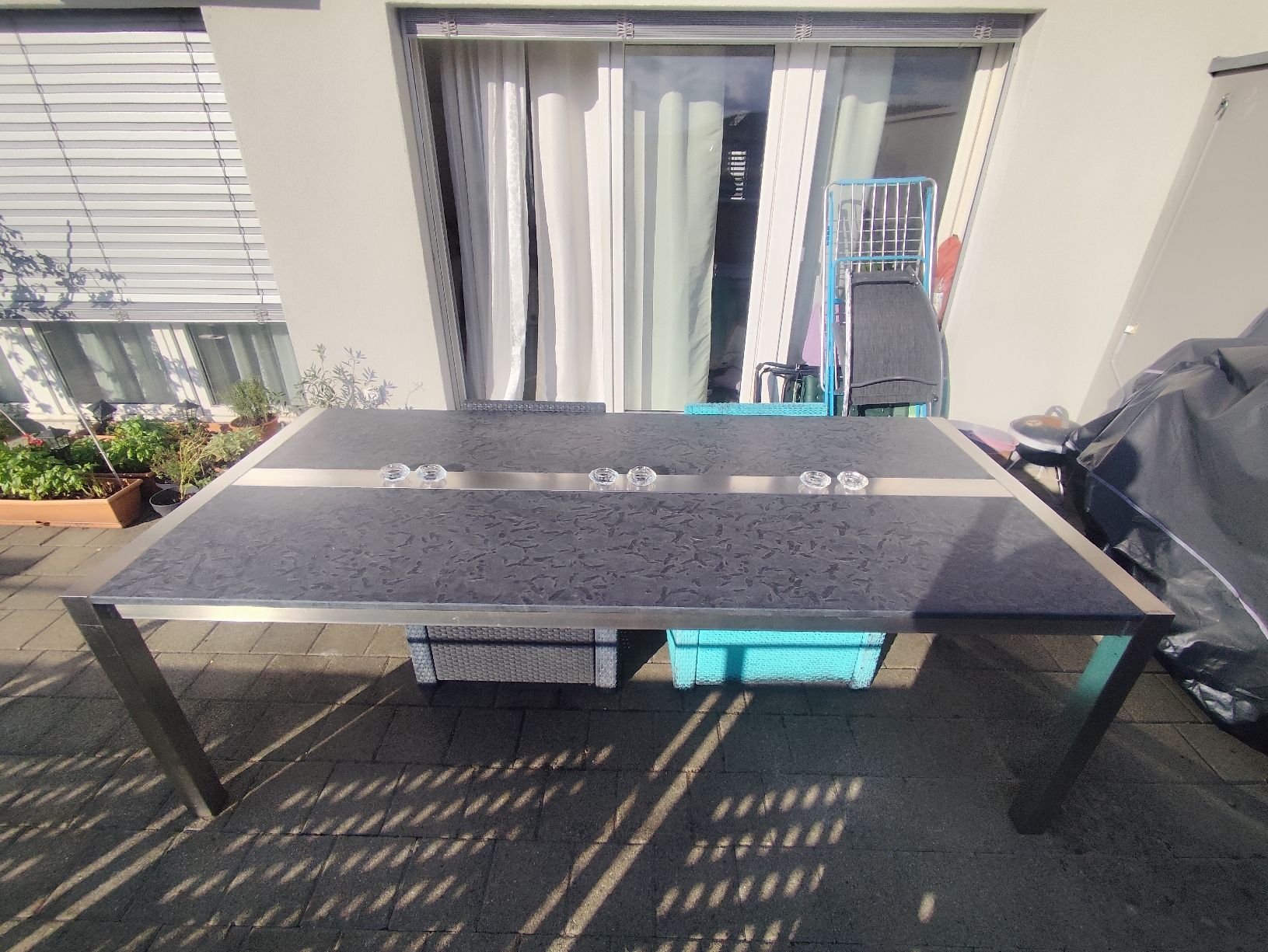 Tables: robuster Esstisch mit Schieferplatten, in Wallisellen! – D'occasion à Regensdorf par any963