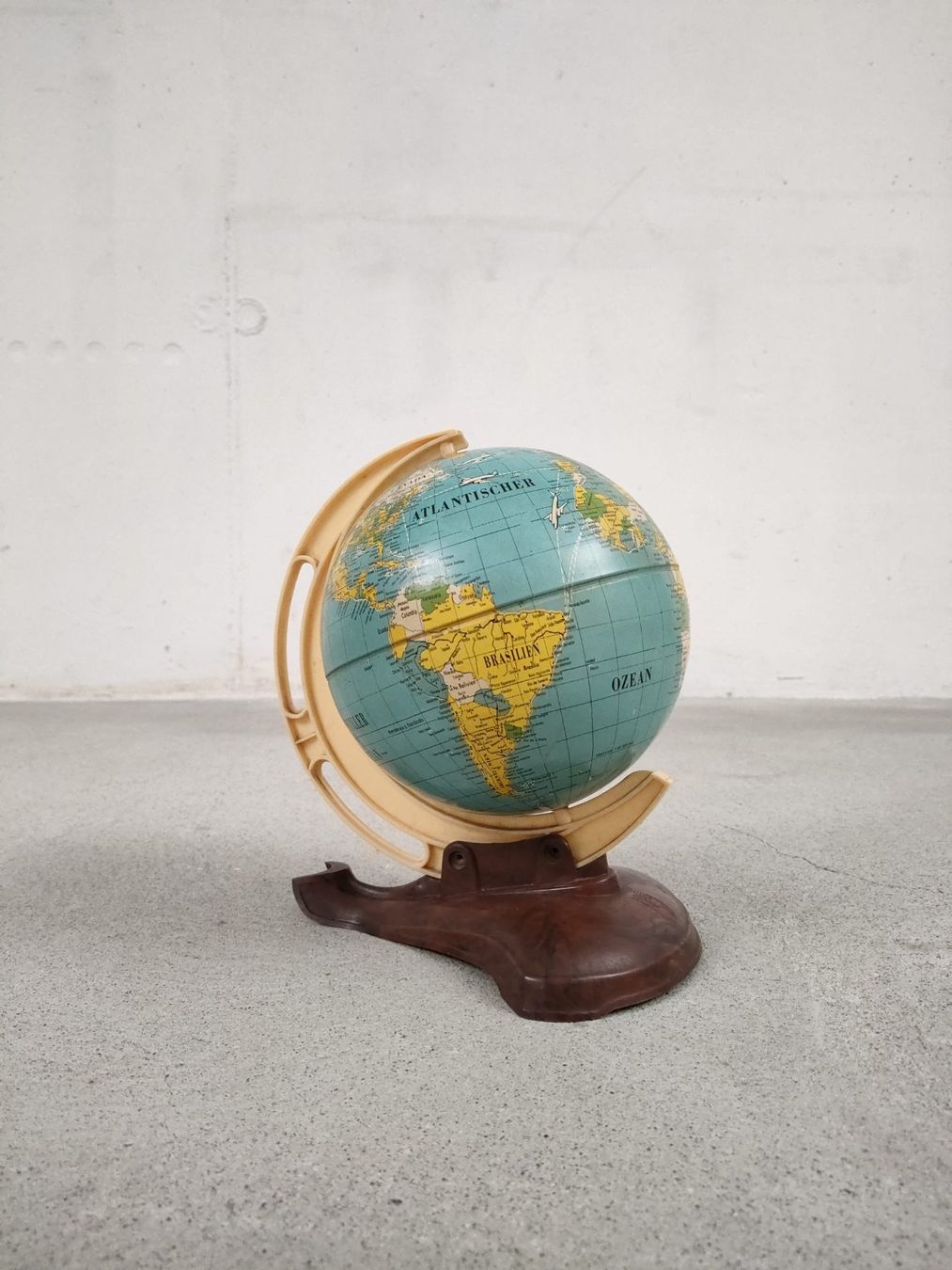 Sonstige Dekorationen & Accessoires: Petit globe terrestre – Gebraucht aus Fribourg von cla_x966