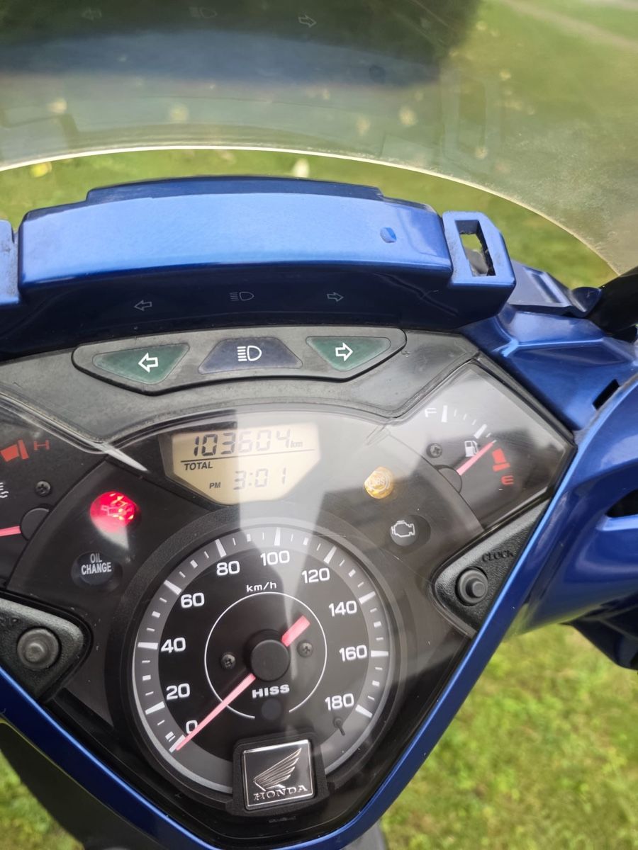 Honda Scooter: HONDA SH 300 CC – Usato da Winterthur venduto da Fabio_46 5