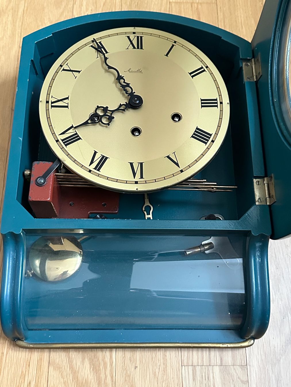 Stand- & Wanduhren: Pendule Wanduhr Mauthe antik – Gebraucht aus Arlesheim von  1
