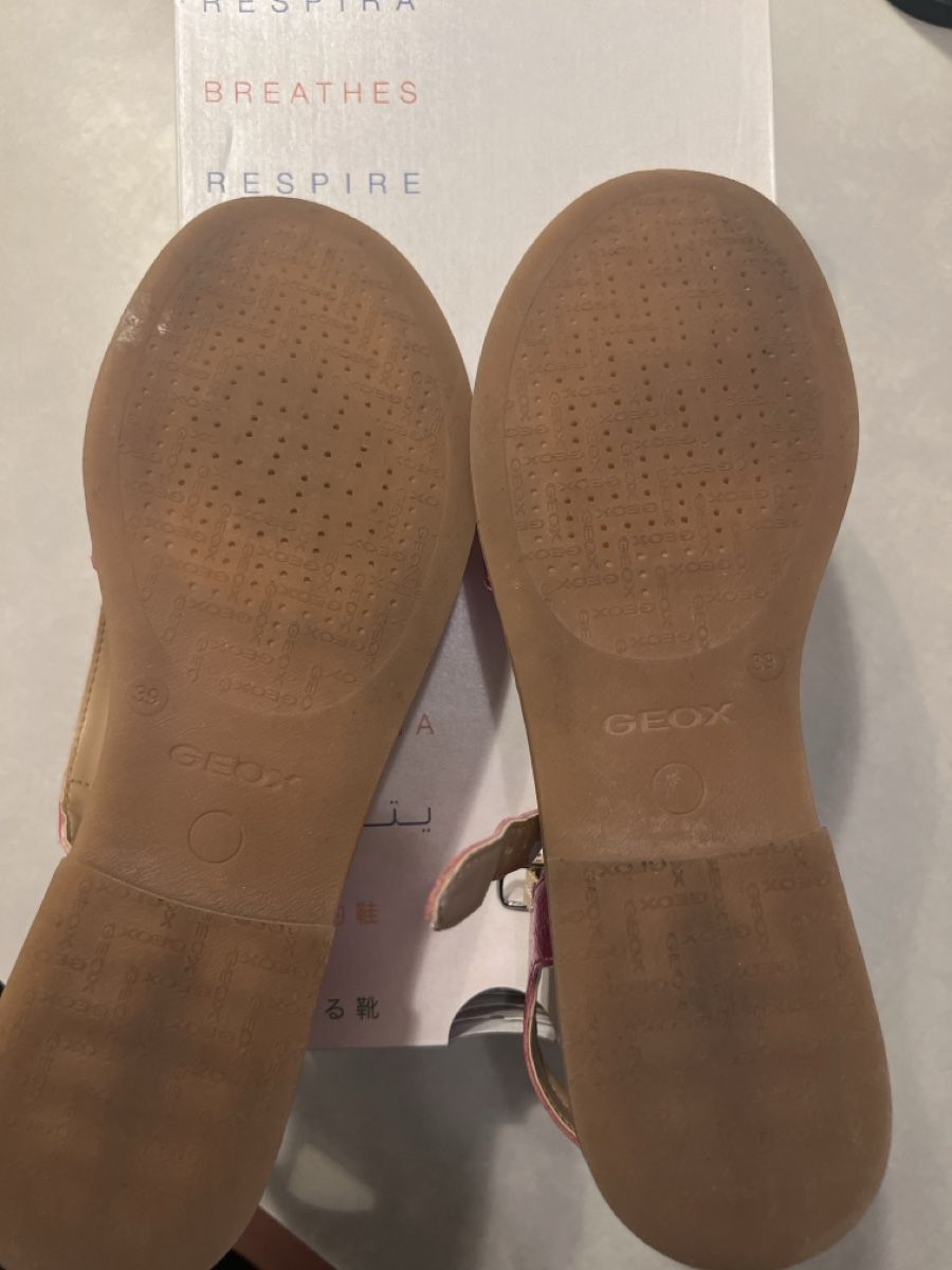 Chaussures filles: Sandale GEOX pink Grösse 39 – Neuf (Voir description) à Zürich par luc_5ldp 2