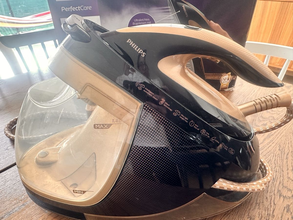 Philips Ferri da stiro: Philips PerfectSteam Iron like new condition – Usato da Küsnacht ZH venduto da blimunda 2
