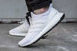 adidas UltraBOOST 4.0 Continental Footwear Men Running Shoes