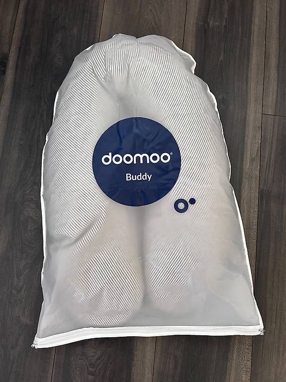 Doomoo Coussins: Coussin d'allaitement et maternité Doomoo Buddy – D'occasion à Fully par submedia 1