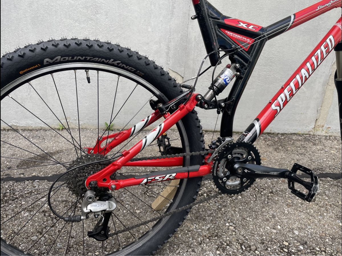 Specialized Velos: Specialized Stumpjumper XC, Enduro Mountainbike, Fully MTB – Gebraucht aus Bern von  6