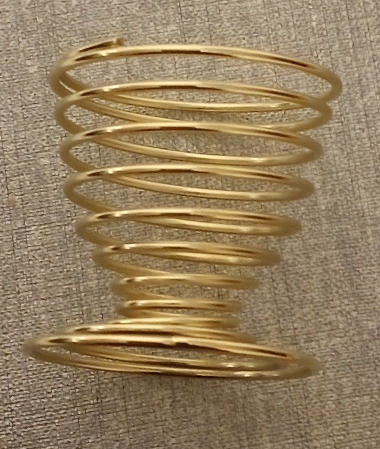 Autre vaisselle: 6 goldene Eierbecher im Spiraldesign – Neuf (Voir description) à Schwarzenburg par Miri13 1