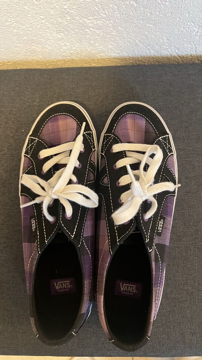 Vans Scarpe da donna: Vans NEU – Nuovo (secondo la descrizione) da Bretzwil venduto da .Schoggi. 1
