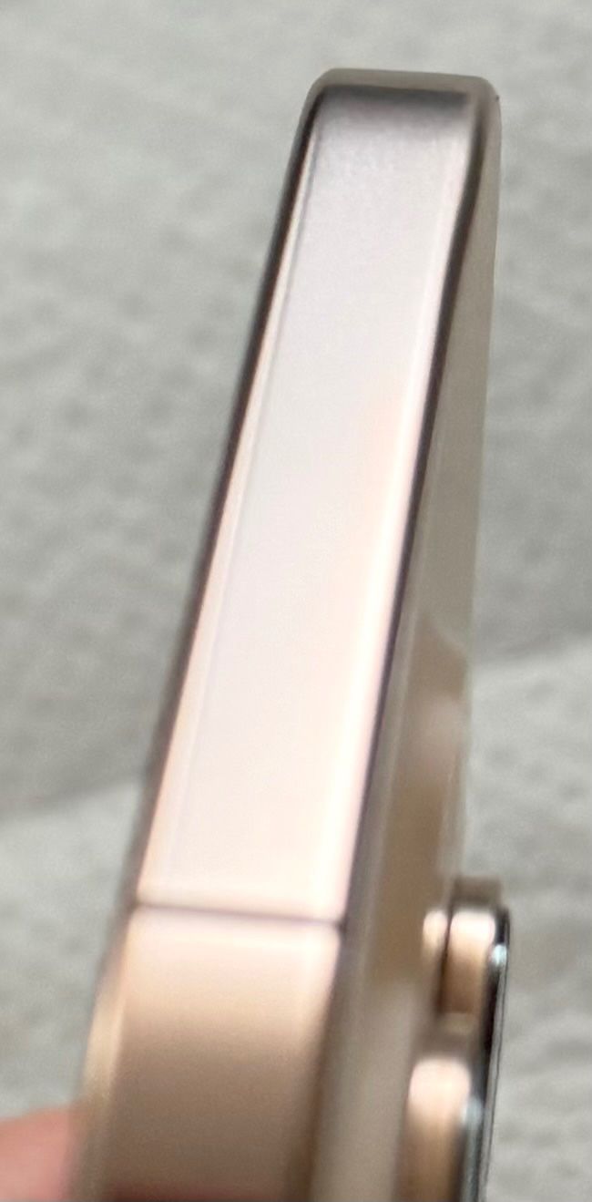 Apple Telefoni cellulari / Smartphones: iPhone 16 Pro Max Desert Titanium  256GB – Usato da Dübendorf venduto da Handyoutlet 5