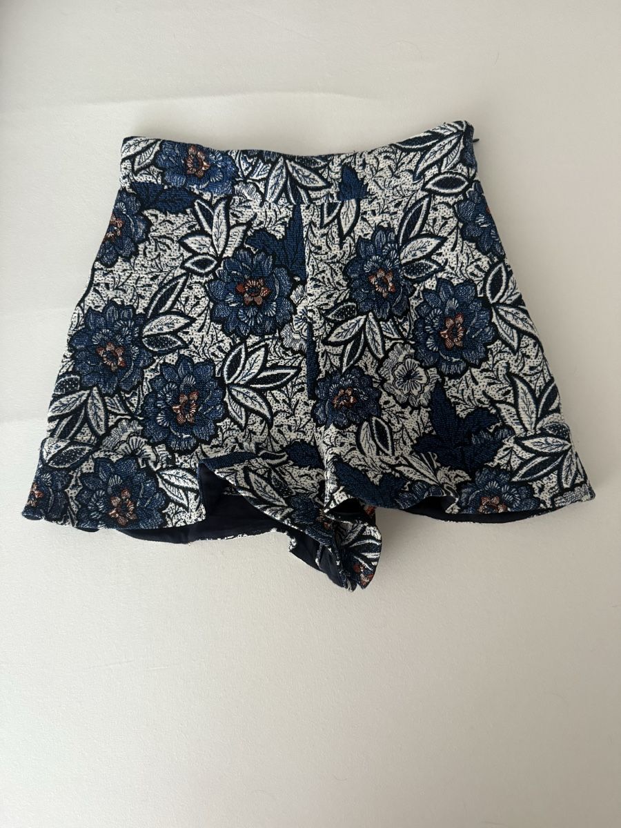 Sezane Pantaloni: Sézane -  Shorts Dorian Grösse 36 – Usato da Zollikon venduto da snowflake10- 1