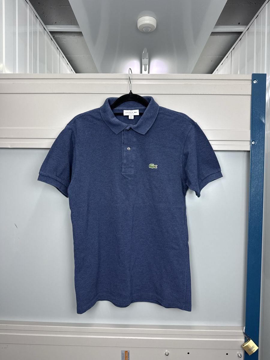 Lacoste Polo-Shirts: Lacoste Polo – Gebraucht aus Lausanne von Unehistoiredesapes