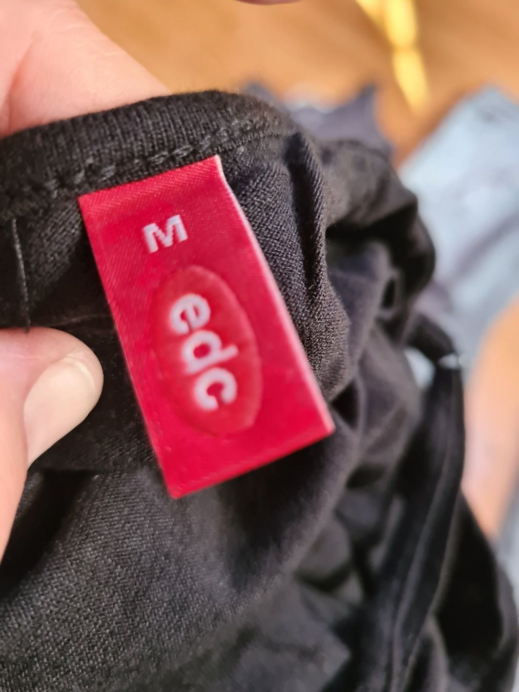 Volcom Lotti di vestiti: VOLCOM Jeans ,Hosenanzug und Top gr.M – Usato da Ferden venduto da jemyce 2
