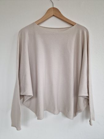 Kuscheliger Damen Pullover Gr. S Beige Fledermaus-Stil
