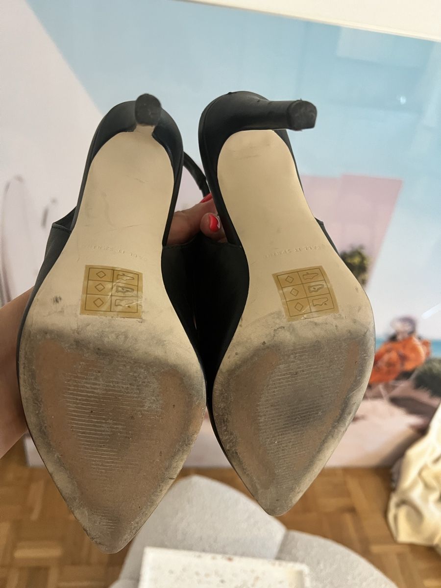 Damenschuhe: Sling-back Pumps schwarz – Gebraucht aus Zürich von m7dj-sl 2