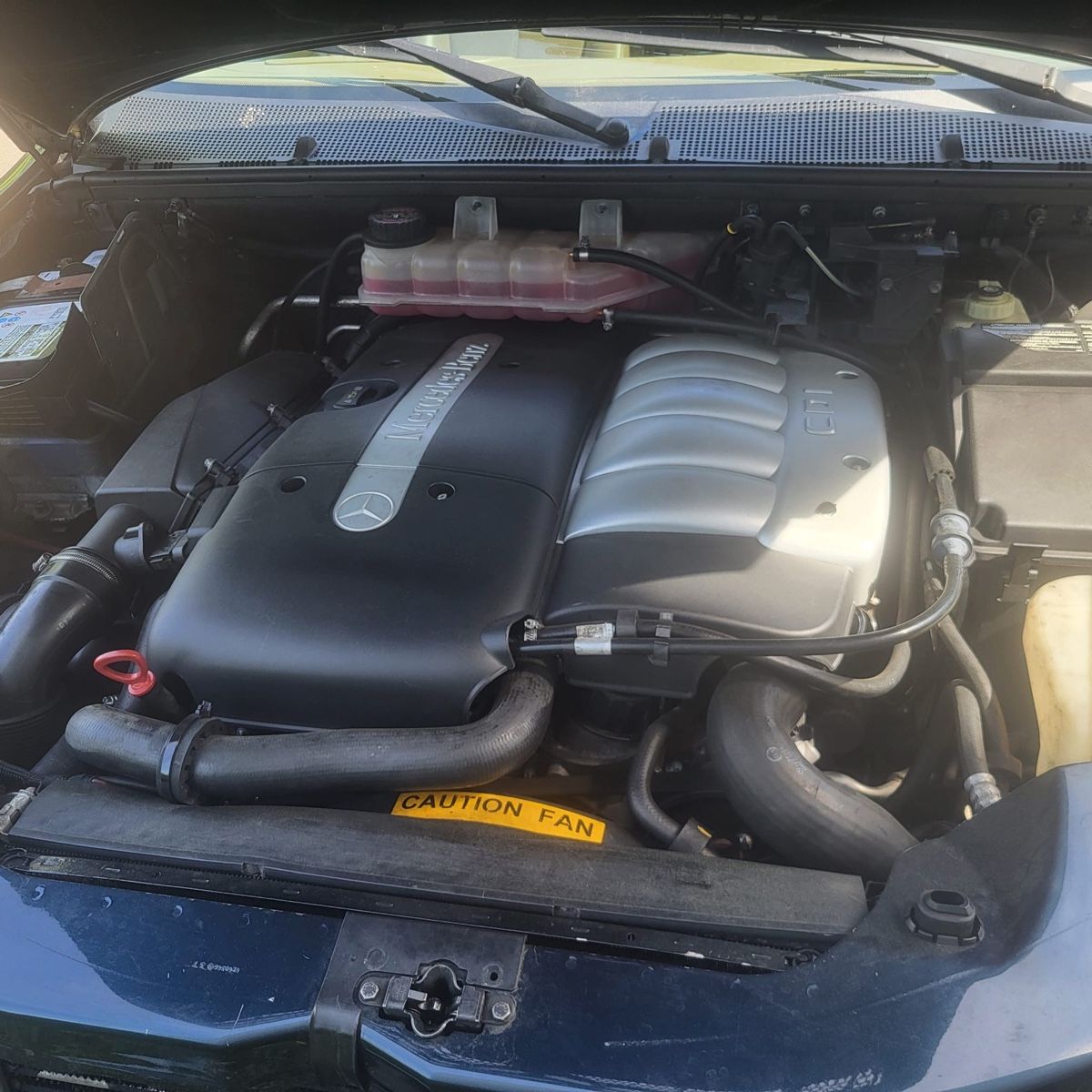 Mercedes-Benz Automobili: Mercedes ML 270 CDI – Usato da Fällanden venduto da wal_6qgk 1