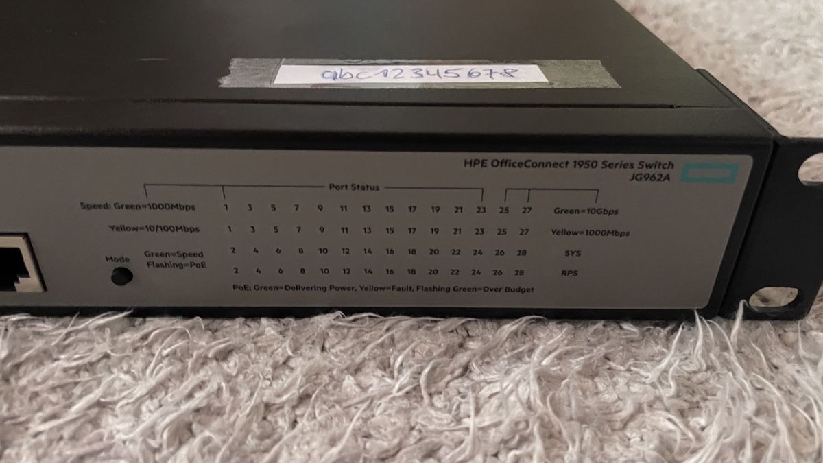 Hewlett Packard Hub & Switch: HPE OfficeConnect 1950 Series Switch – Usato da Ramlinsburg venduto da Meeliinaa 3