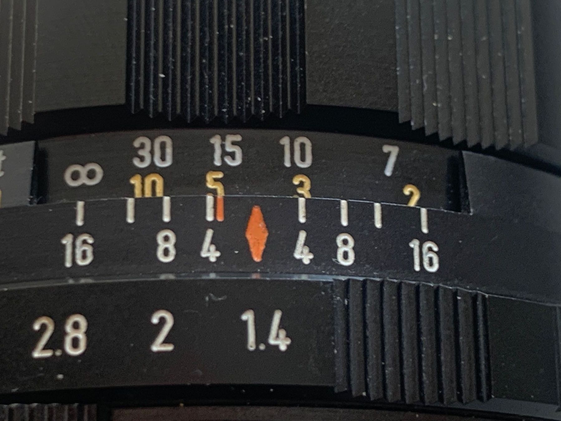 Pentax Obiettivi: Super-Takumar 1:1.4/50 – Usato da Zürich venduto da rayberg 2