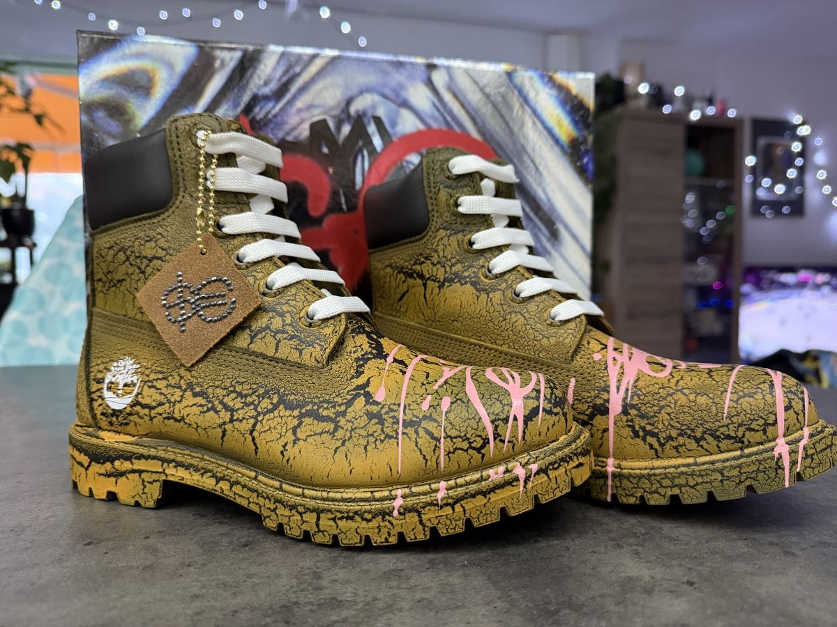 Timberland Scarpe da donna: Timberland x Sfera Ebbasta – Nuovo e nell'imballaggio originale da Losone venduto da Dan_Monroe
