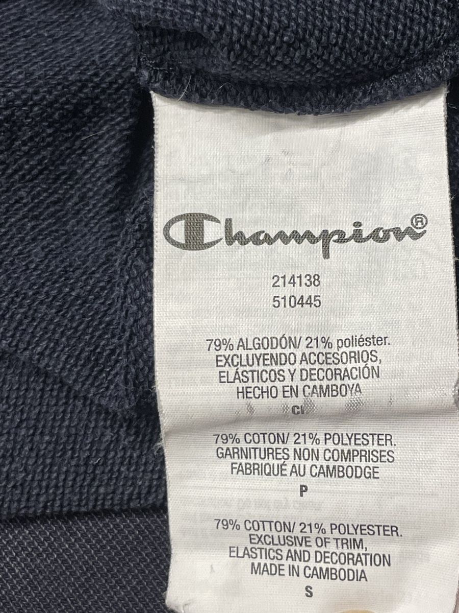 Maglioni & Felpe: 2 Kapuzenpullover Peak Performance S und Champion S – Usato da Zürich venduto da ren_85bc 7