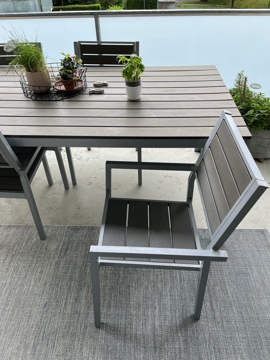 Tavoli: Gartentisch mit 8 Stühlen 200x100cm  – Usato da Langenthal venduto da Racecanyon 3