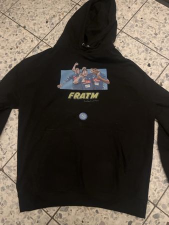 Kapuzenpullover Fratm Napoli Grösse L Schwarz guter Zustand