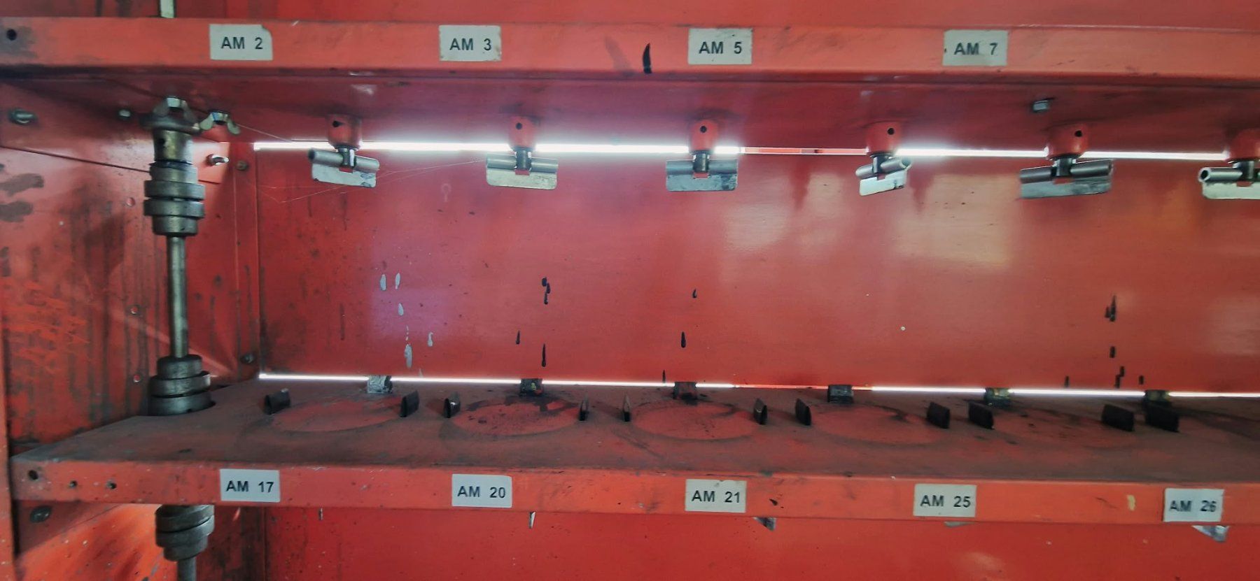 Tutti gli attrezzi: Farbmischrampe – Usato da Sumiswald venduto da HONDA092 3