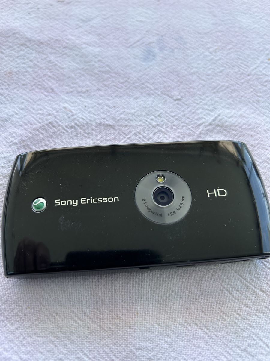 Ericsson Portables: Sony Ericsson  – D'occasion à Tuggen par Gebro1955 8