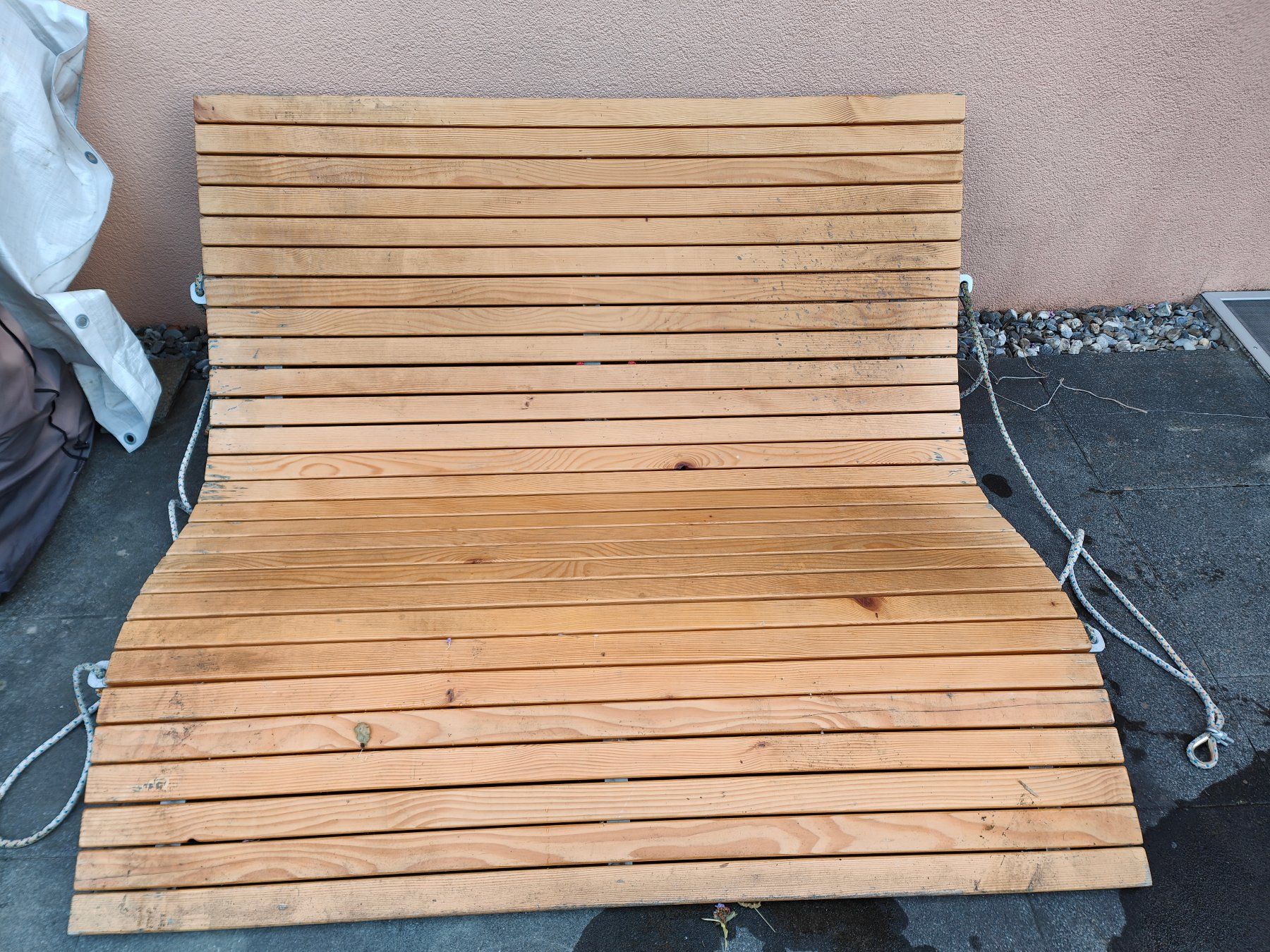 Chaises longues: Wellenholzliege als Schaukel – D'occasion à Mels par velo-city