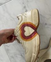 Gucci Sneaker Rhyton Herz beigefarben getragener Zustand 38