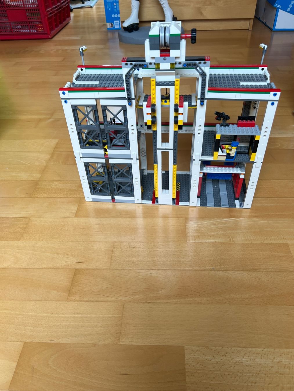 Lego Giocattoli: Lego Autogarage 4207 – Usato da Laufen venduto da Burgi5 1