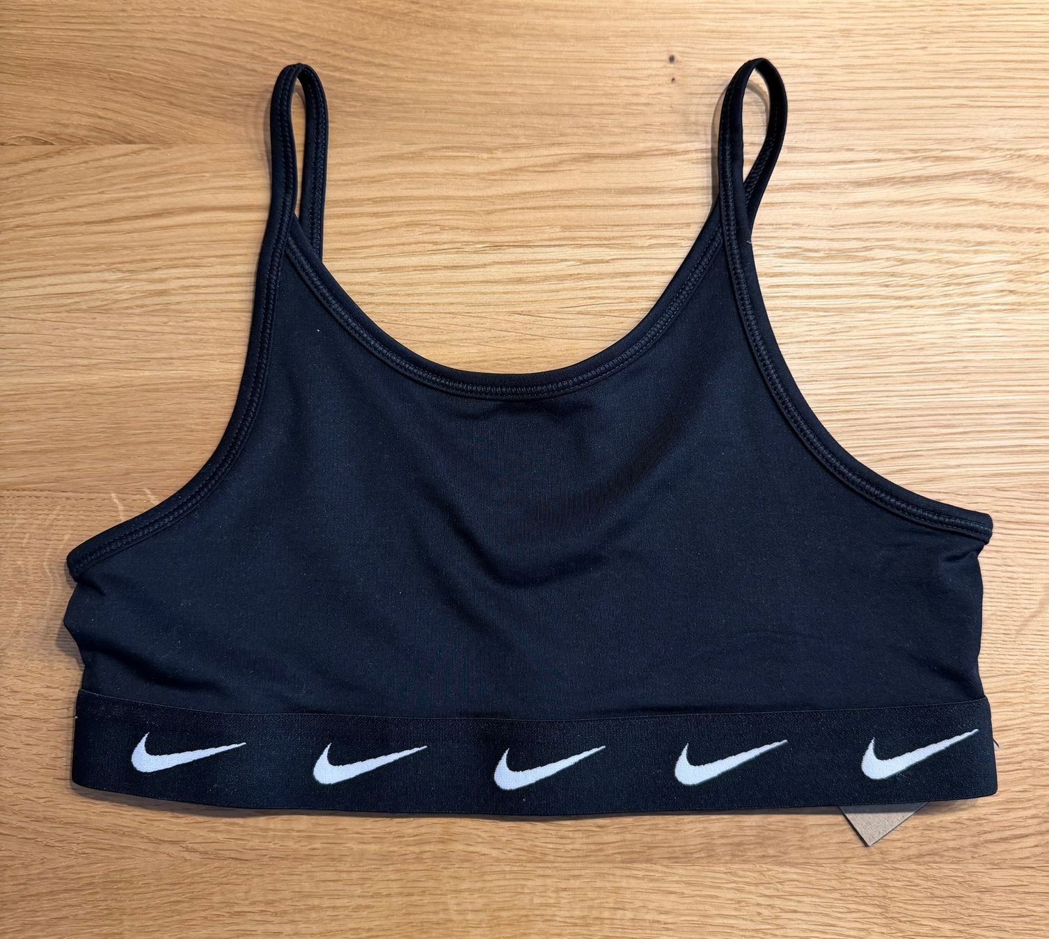 Nike Camicette, T-shirt & Top: Top für Kinder – Nuovo e nell'imballaggio originale da Studen BE venduto da Ironbonehead 2