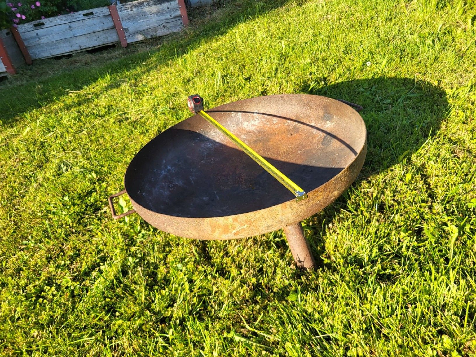 Bracieri: Feuerschale aus Stahl 70cm Durchmesser – Usato da Wuppenau venduto da Jaqueline 1