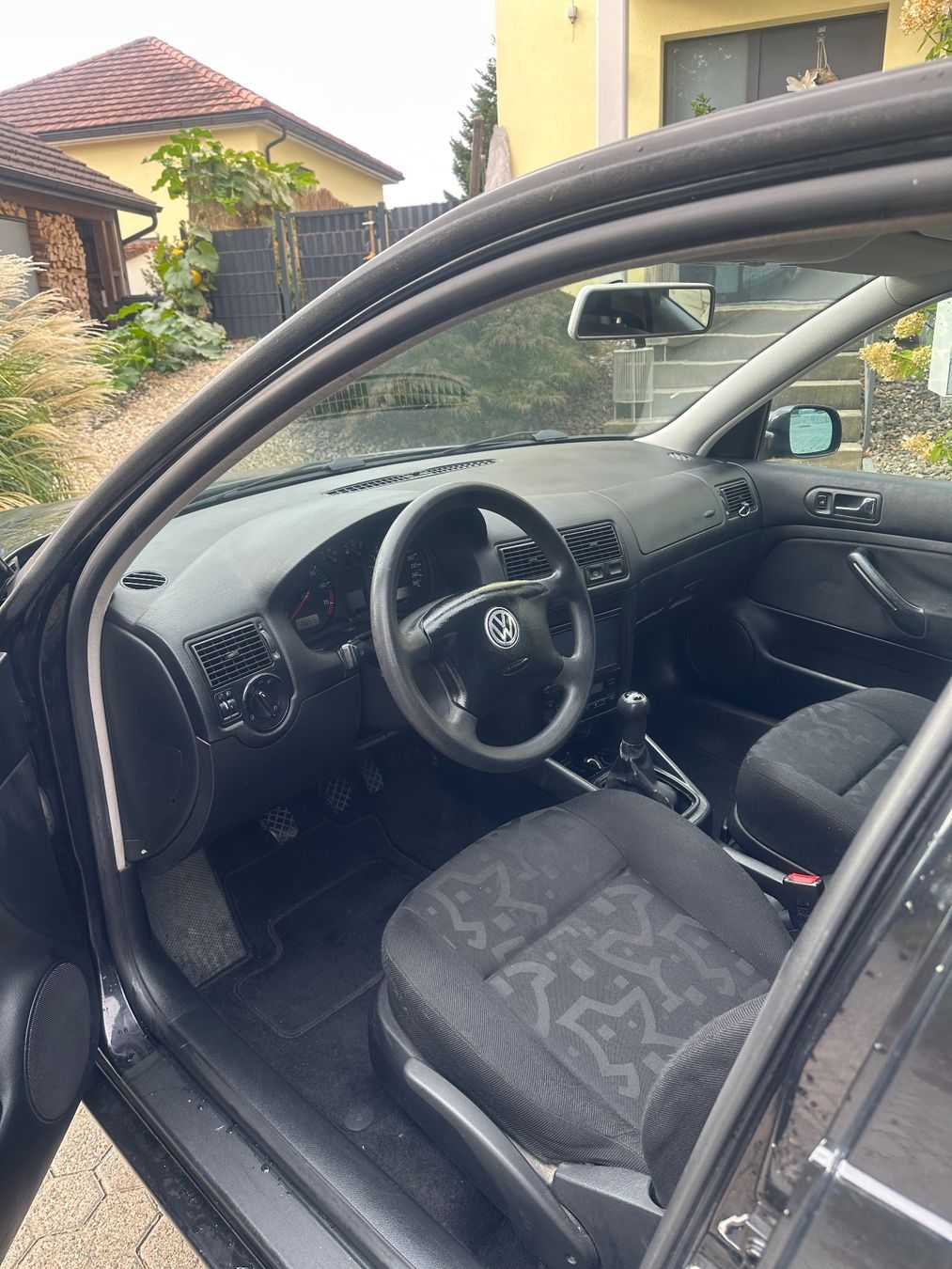 VW Automobili: VW Golf 1.6 mit Mfk – Usato da Boningen venduto da ali_5tcs 2