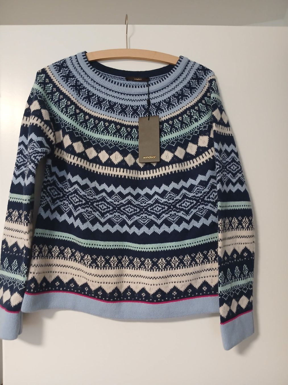 Windsor Pullover & Sweatshirts: Wollpulli – Neu und originalverpackt aus Wettingen von marlu17