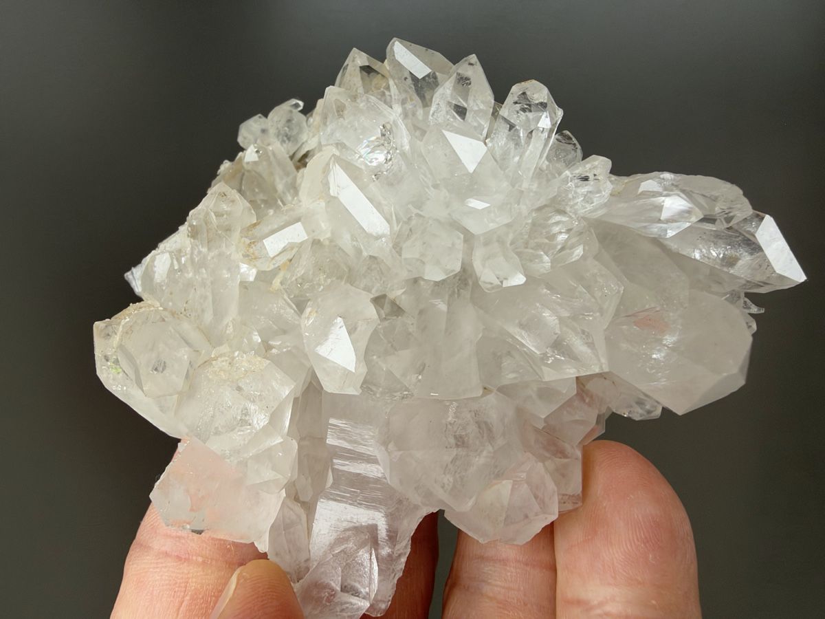 Minerali & Pietre curative: Quarz Piz Beverin – Usato da Oberuzwil venduto da Crystall0 1
