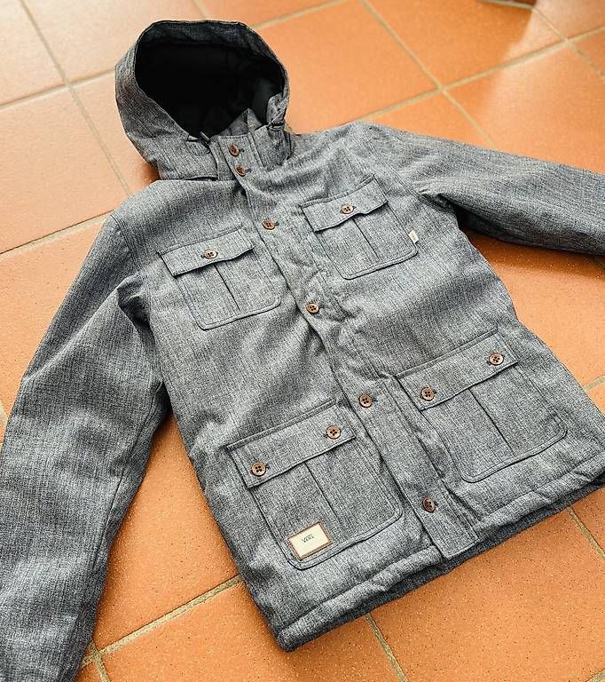 Giacche: Bellissima giacca Vans taglia M – Usato da Gentilino venduto da cmz144 1