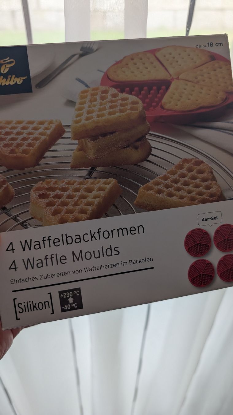 Tchibo Backformen: Waffelbackformen – Gebraucht aus Tobel von juwi26