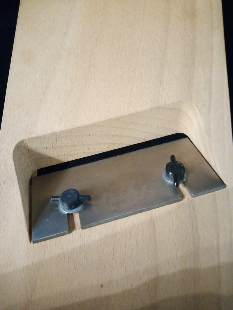 Elettrodomestici da cucina: Käsehobel aus Holz – Usato da Werdenberg venduto da EXA-Secondhand 5