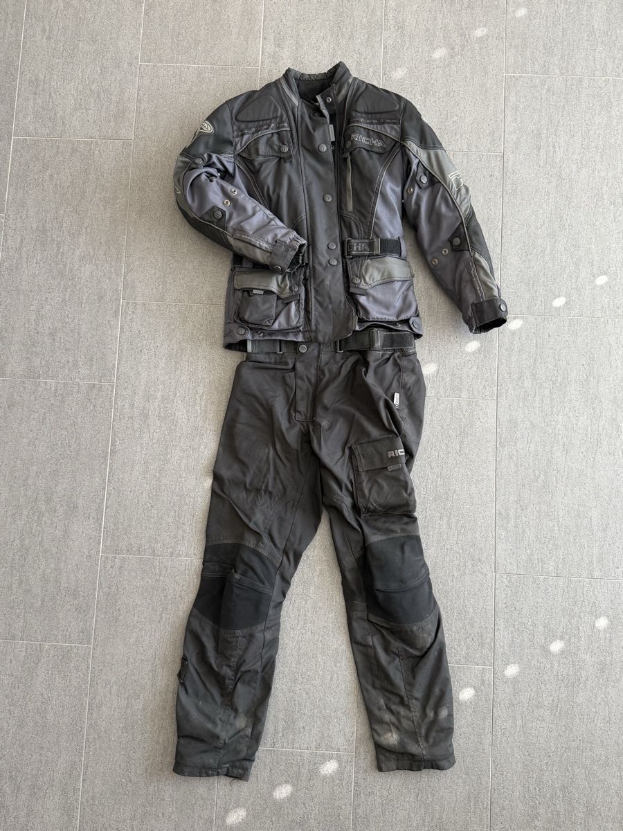 Ensembles & Tailleurs: Motorradkleidung – D'occasion à Belp par Ta_nei