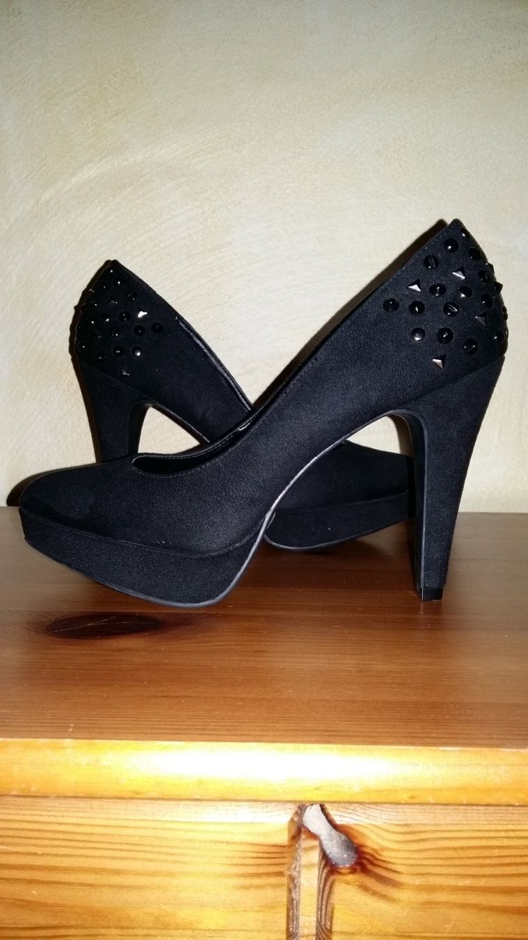 Scarpe da donna: *** Schöne Pumps *** – Nuovo (secondo la descrizione) da Bannwil venduto da Turtle10 1