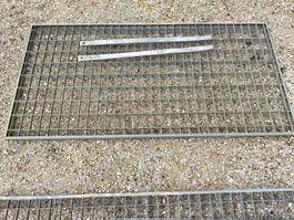Gitterrost Metall verzinkt 1030x510mm m. Befestigungsschiene