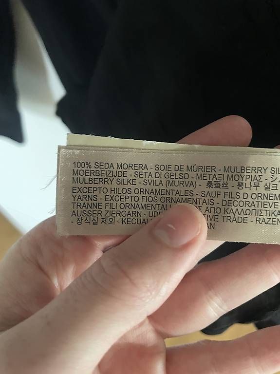Camicette: Massimo Dutti Seidenbluse schwarz, 100% Seide, Gr. 36 – Usato da Zürich venduto da Ineselisabeth 1