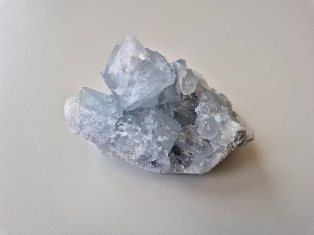 Minerali & Pietre curative: Coelestin - Gruppe 198g – Nuovo (secondo la descrizione) da Rüti ZH venduto da pep_l9zp 2
