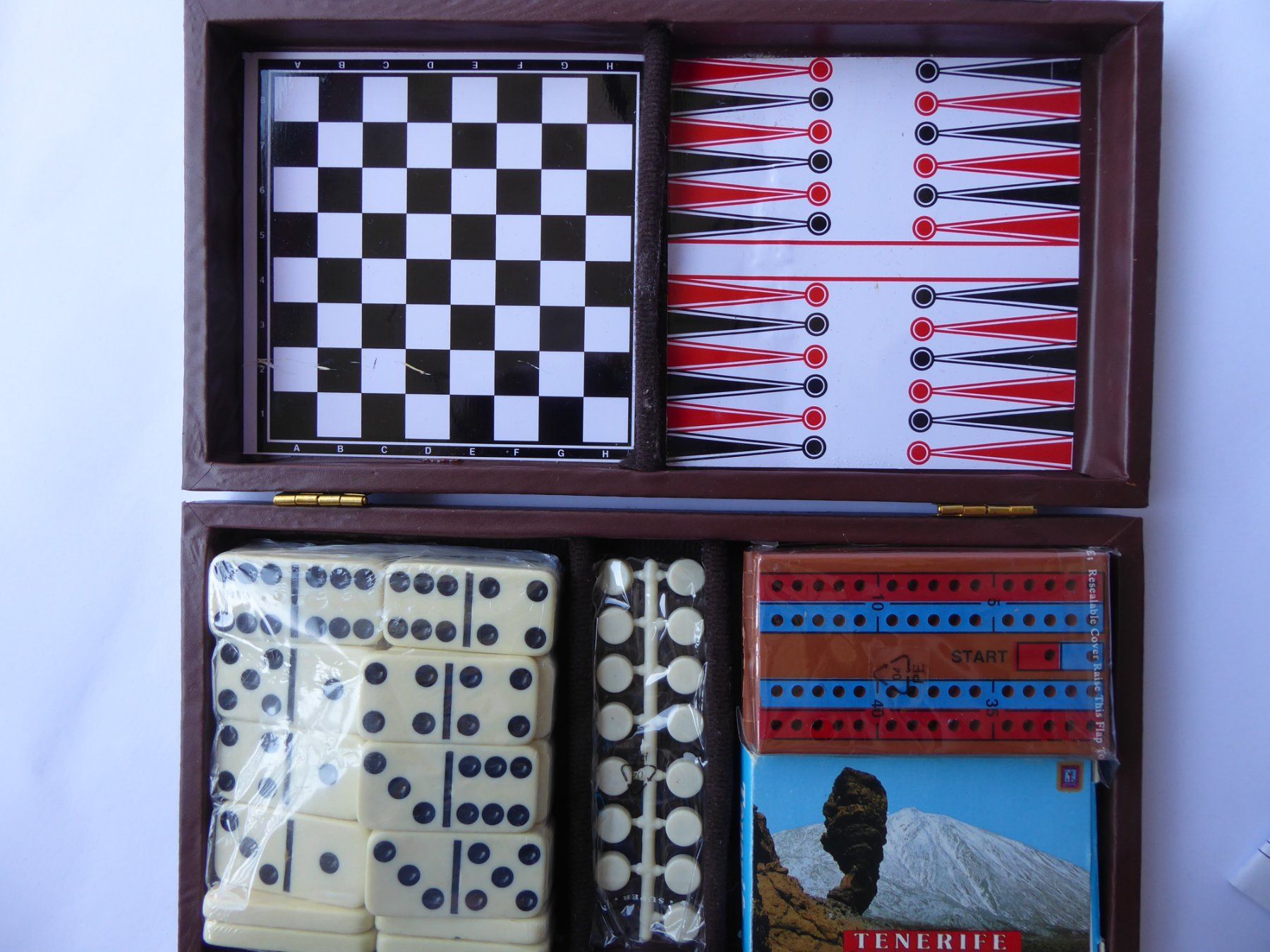 Giochi: 6 Magnetic Reisespiel Schach, Backgammon, Dame, Cribbage... – Usato da Turbenthal venduto da Panau 6