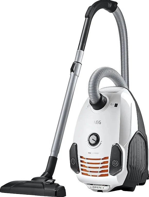 AEG Aspirateurs & Accessoires: AEG VX6-2-IW-5 Vacuum Cleaner – D'occasion à Zürich par szilard.k