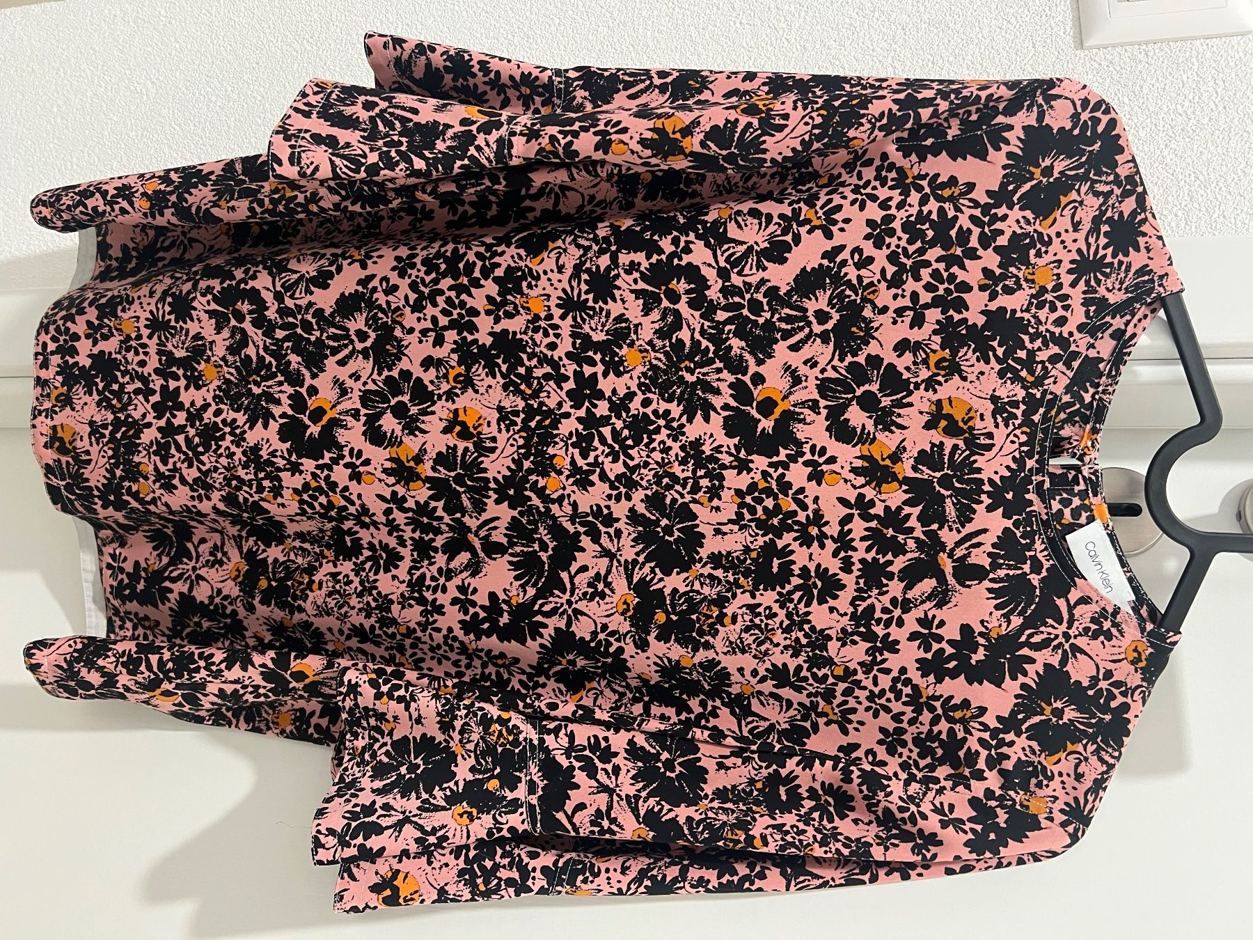 Calvin Klein Camicette: Blouse Calvin Klein – Usato da La Chaux de fonds venduto da tan_8v6k