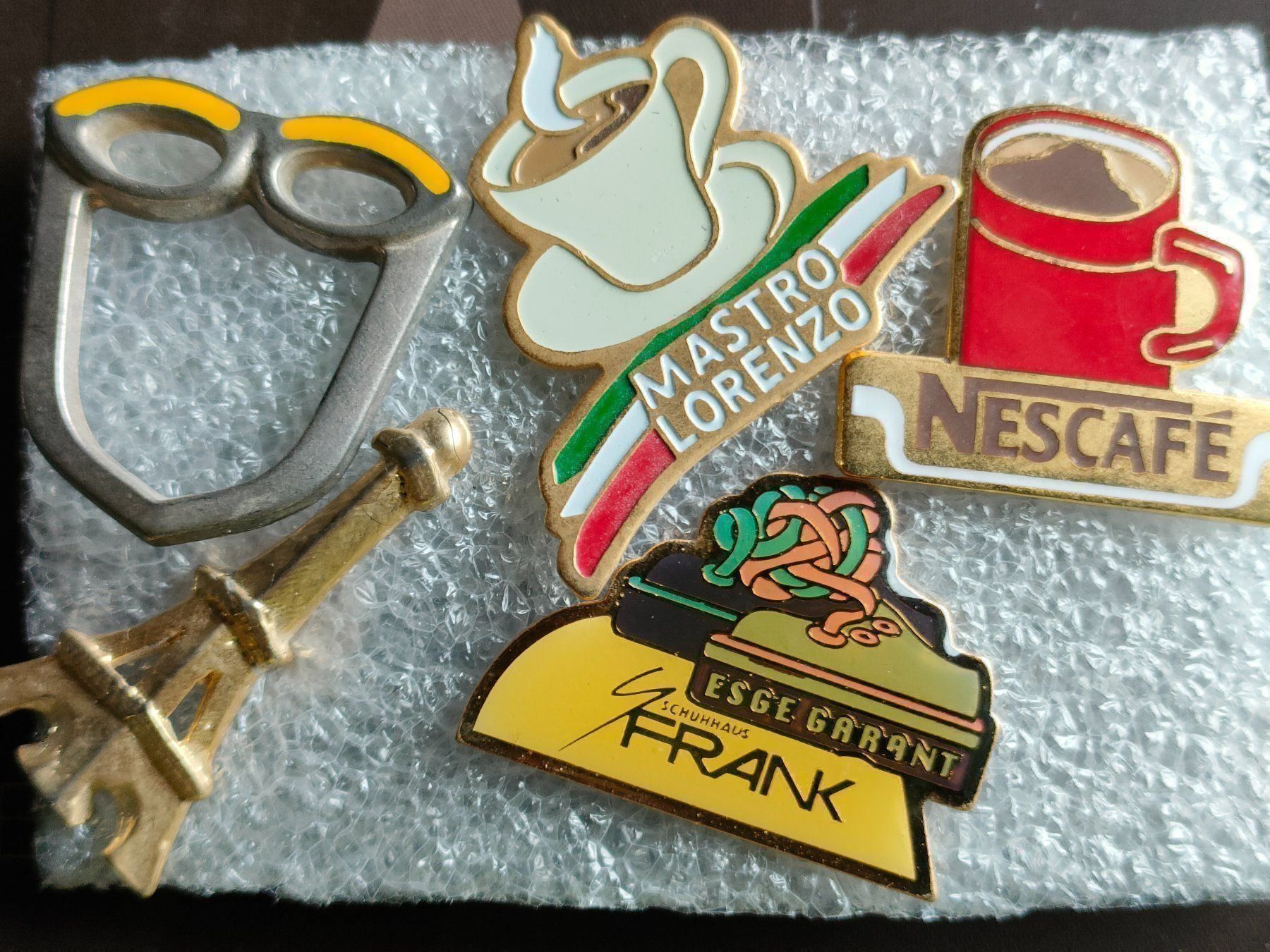 Placchette & Badge: Pins Kaffee – Usato da Brugg AG venduto da Mashaba 1